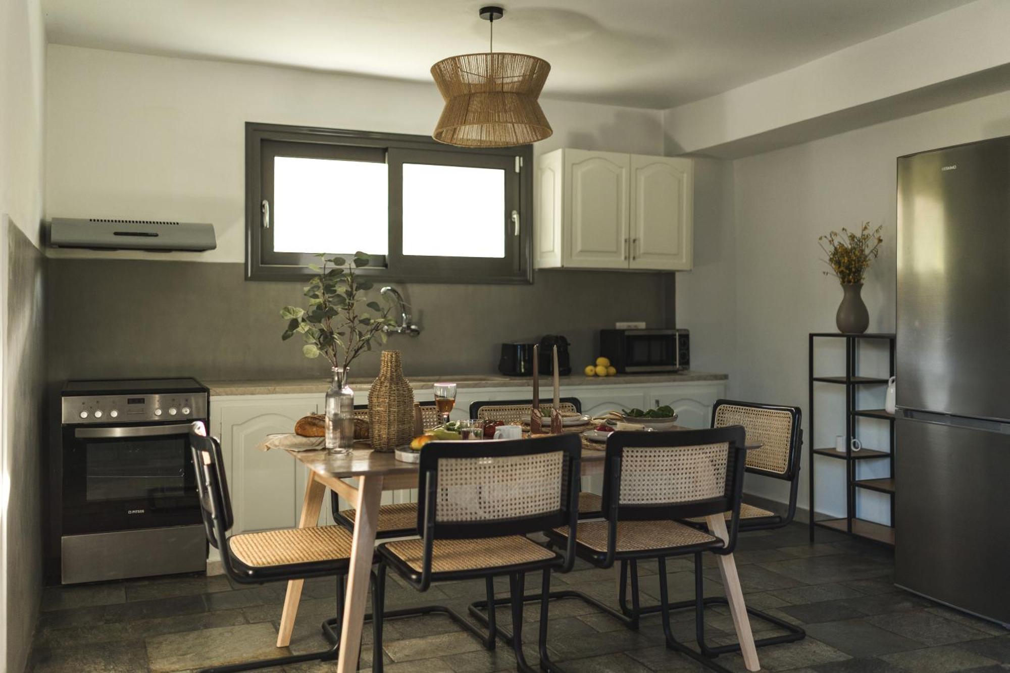 Binios Villa - Private Pool, Walking Distance From The Beach Vasilikí 외부 사진