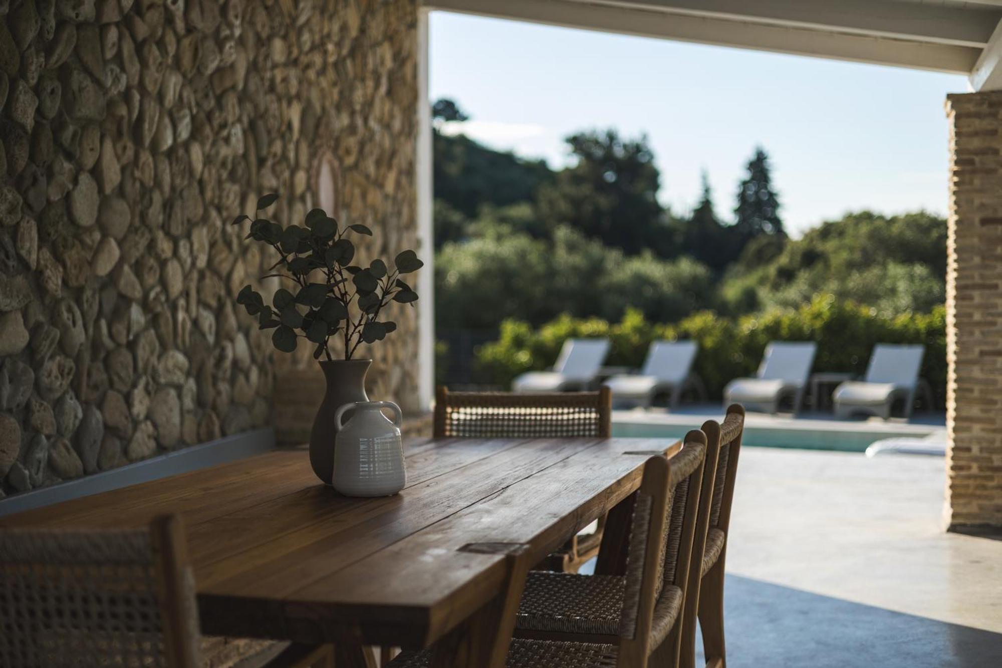 Binios Villa - Private Pool, Walking Distance From The Beach Vasilikí 외부 사진