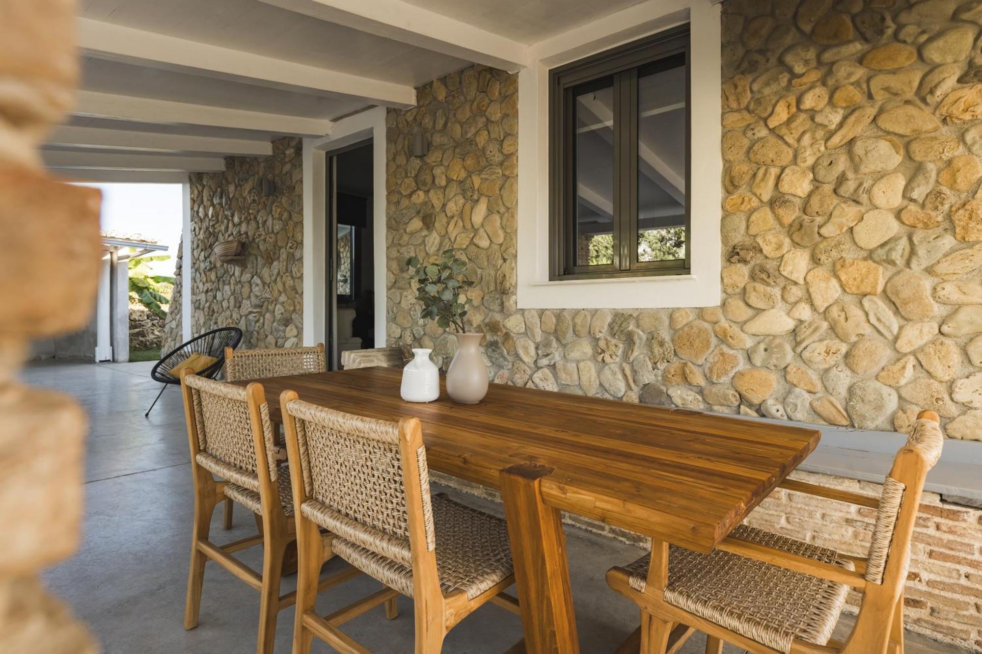 Binios Villa - Private Pool, Walking Distance From The Beach Vasilikí 외부 사진